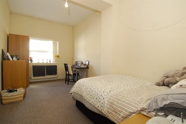 3 bed flat, 9 Seaton Avenue, Mutley, Plymouth, PL46QJ - Image 4